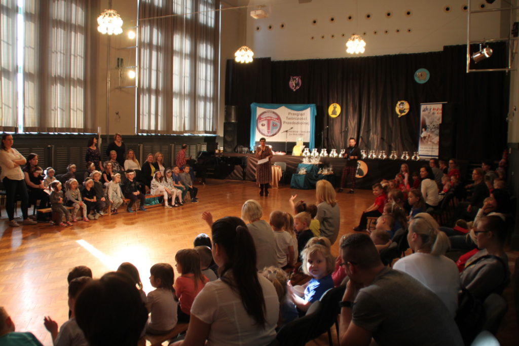 wnętrze auli podcza jednej z imprez