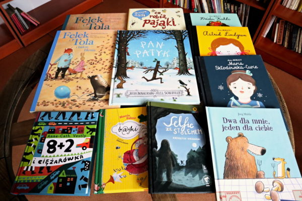 książki zakupone do biblioteki