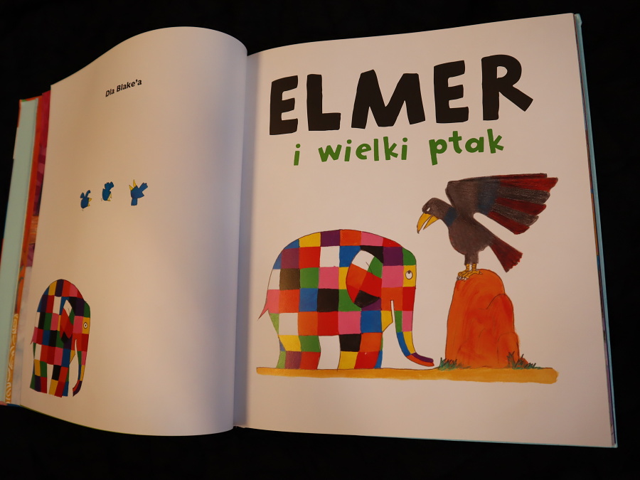 otwarta książka z tytułem Elmer i wielki ptak