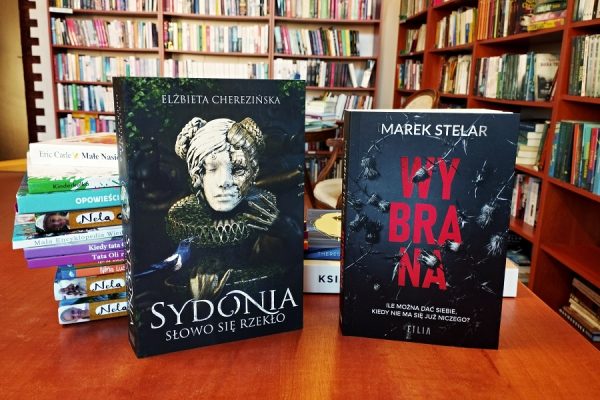 okładki zakupionych książek do biblioteki