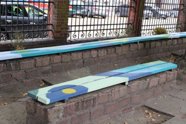 pomalowane ławeczki