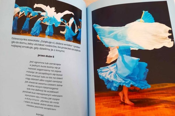 wiersz i zdjęcie tanczącej dziewczyny